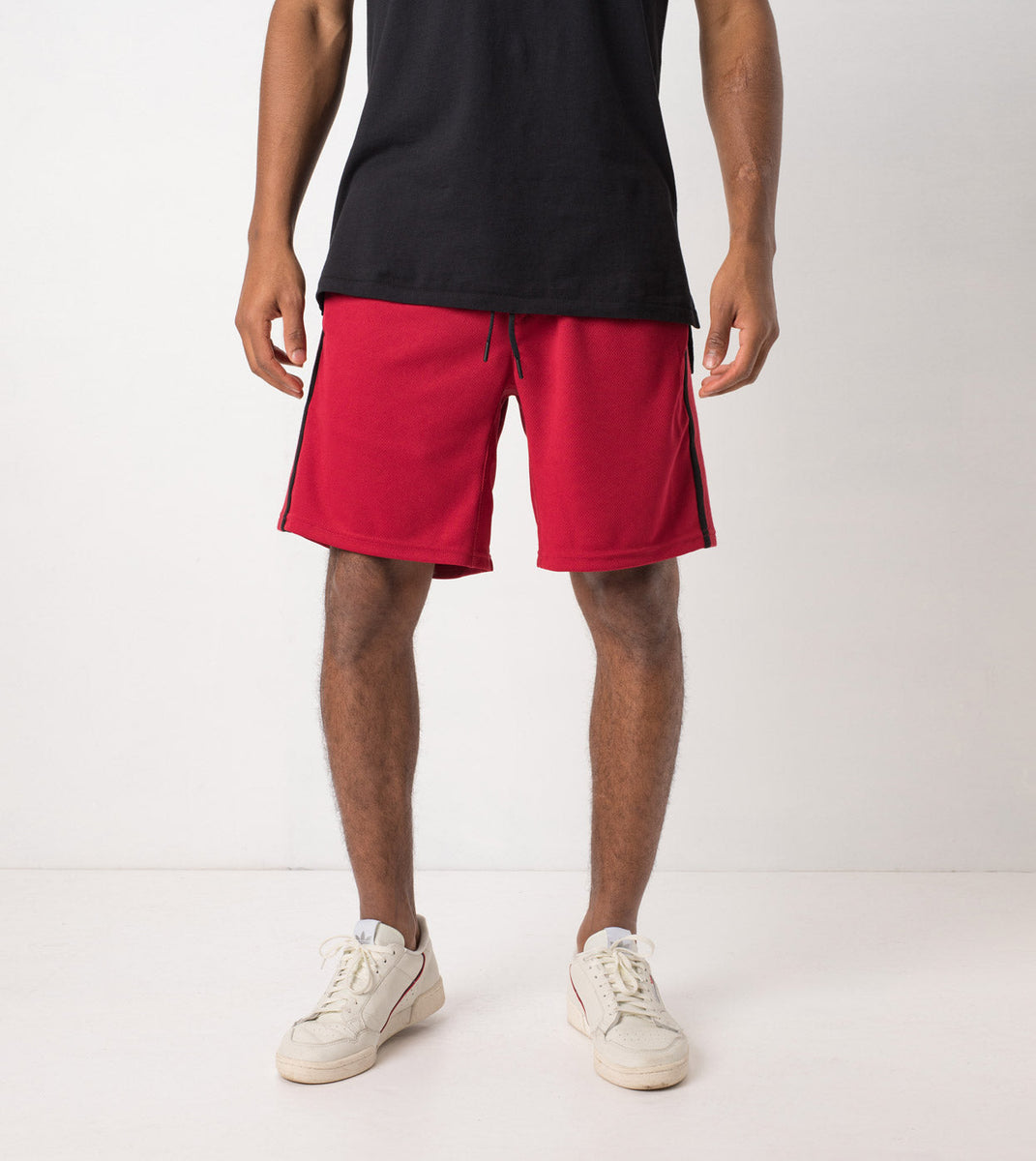 Sideline Short Dark Cherry/Black - Sale – ZANEROBE Global