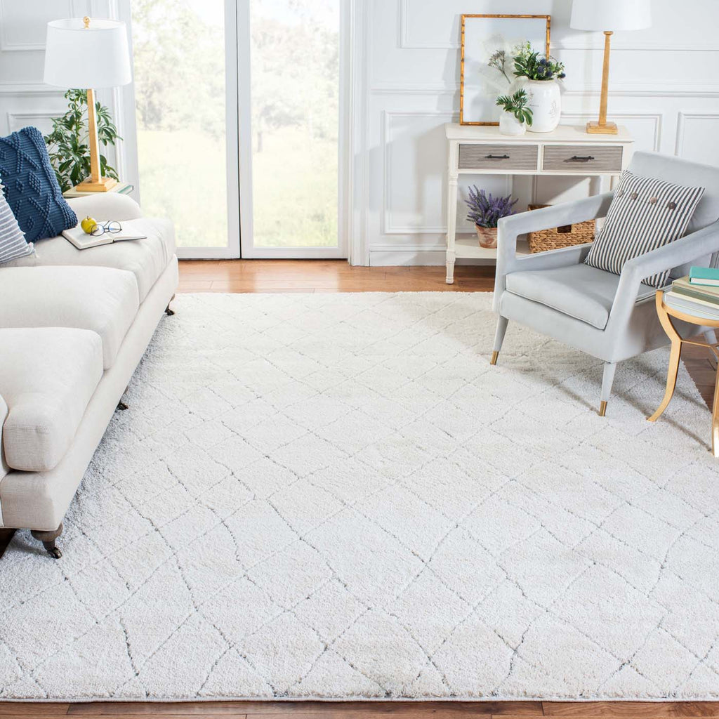 Safavieh Padding Martha Stewart Grey Area Rug; 4' x 6