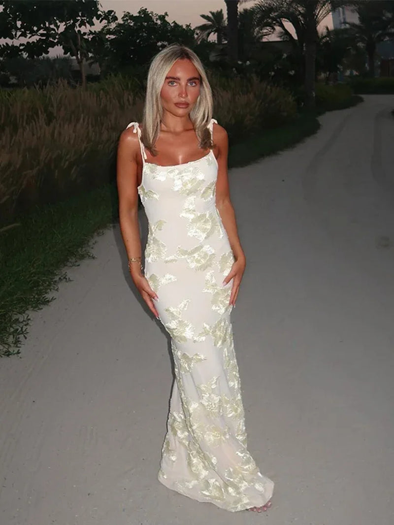 Elegant Floral Embroidered Maxi Dress for Evening Events - Image 7