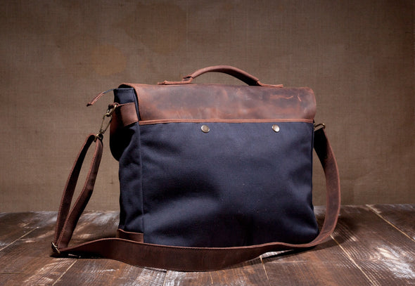 Messenger Bag Navy Blue by Tram 21 | Jetset Times SHOP