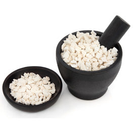 Poria est un champignon naturel utilisé comme ingrédient  dans la fabrication des produits cométiques de la gamme Rosazucena