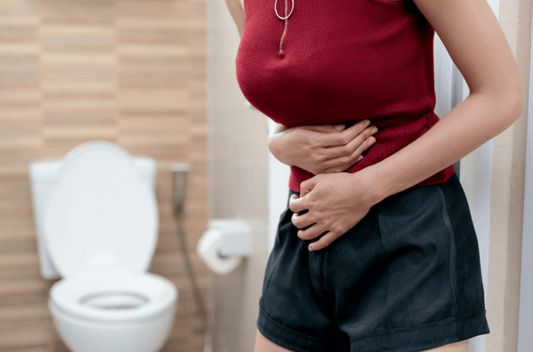 a-women-suffering-from-stomach-disorder