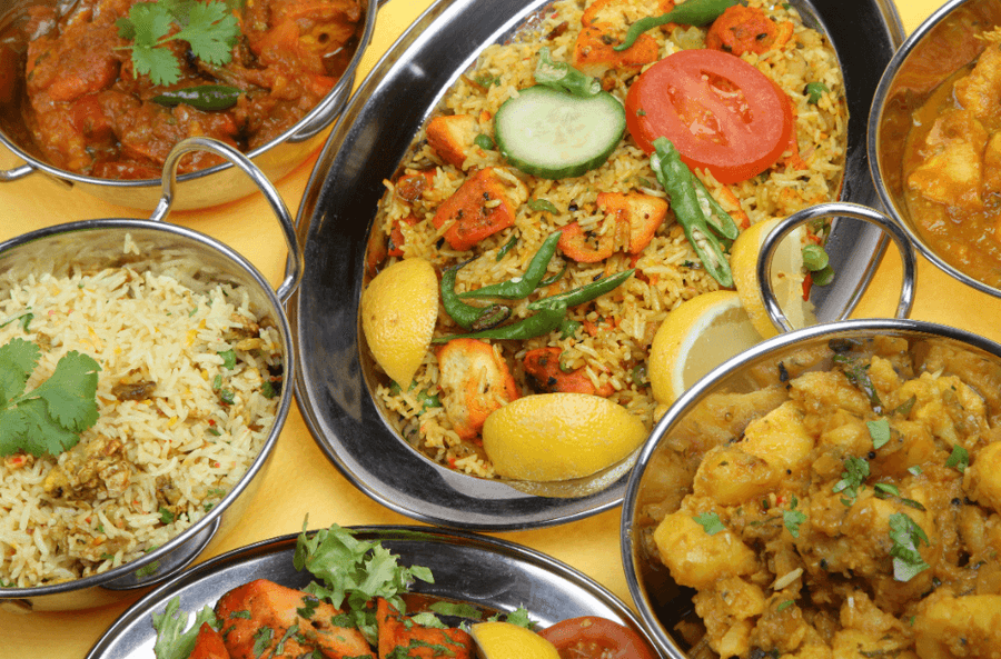 indian-food-dishes-in-pan