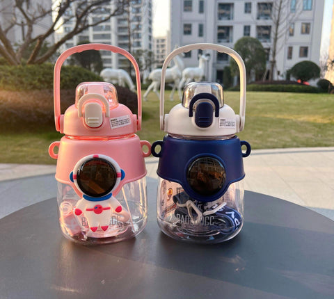 Astronaut water bottle for school kids- Water bottle for schools 