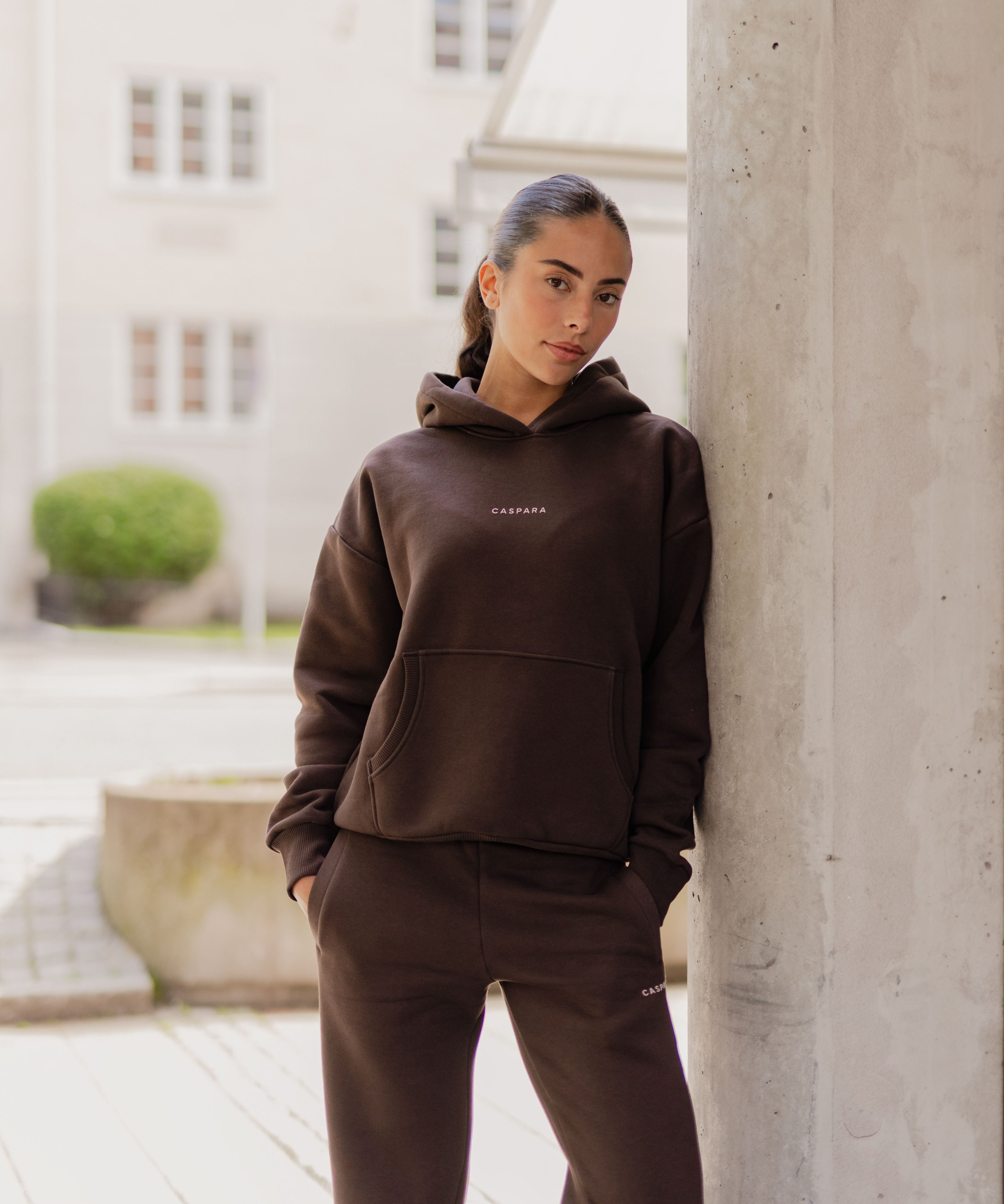 W. Pollux Hoodie - Espresso - CASPARA product image