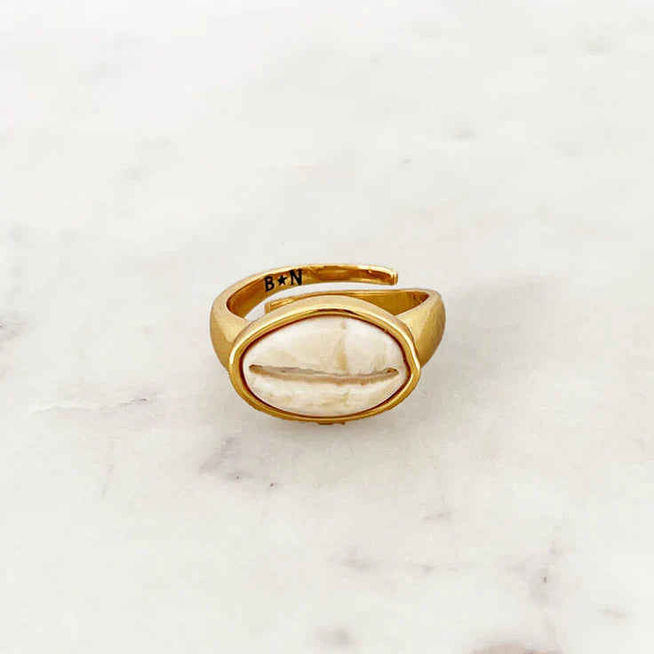 By Nouck | Cowrie Shell Ring