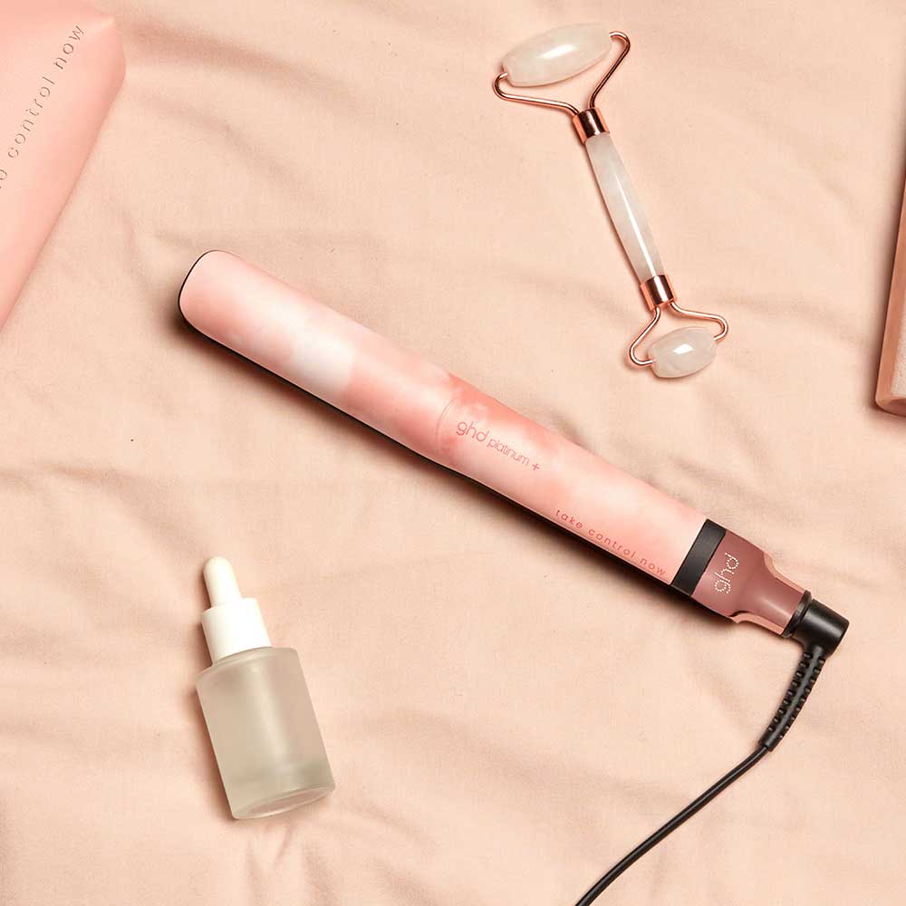 Picture of Platinum+ Hair Straightener Limited Edition In Pink Peach