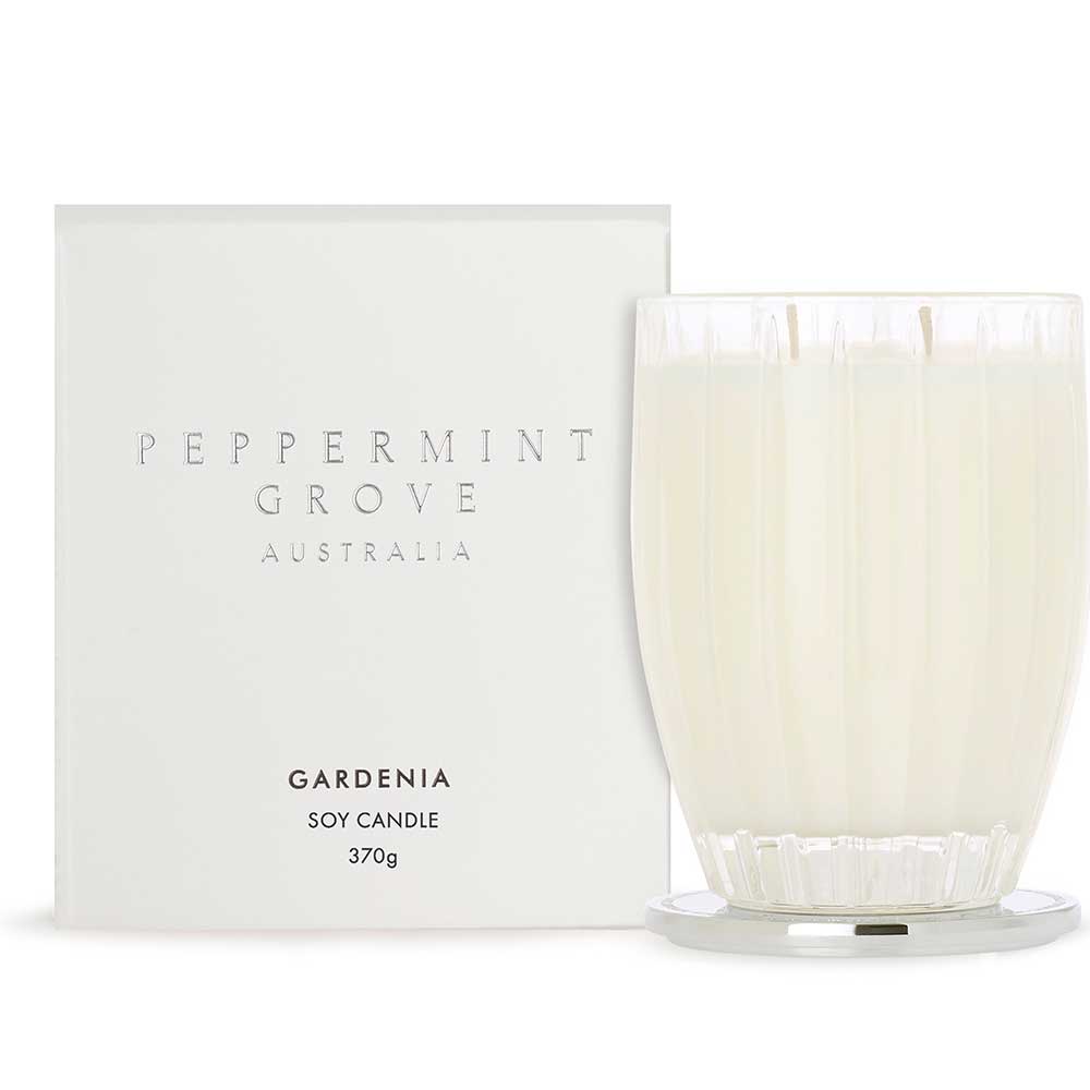 Picture of Gardenia - Large Soy Candle 370g