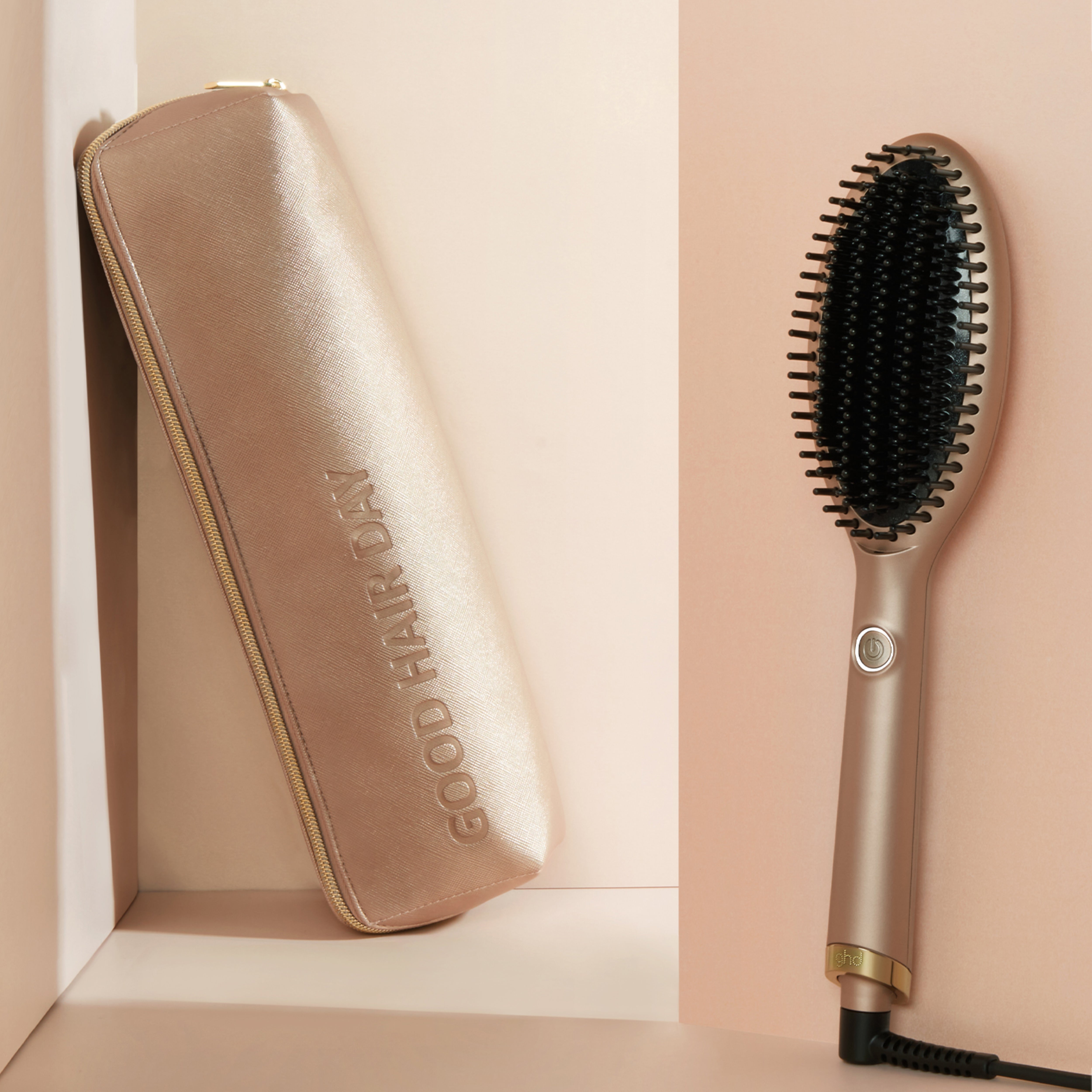 Picture of Sunsthetic Glide Smoothing Hot Brush in Sun-Kissed Bronze