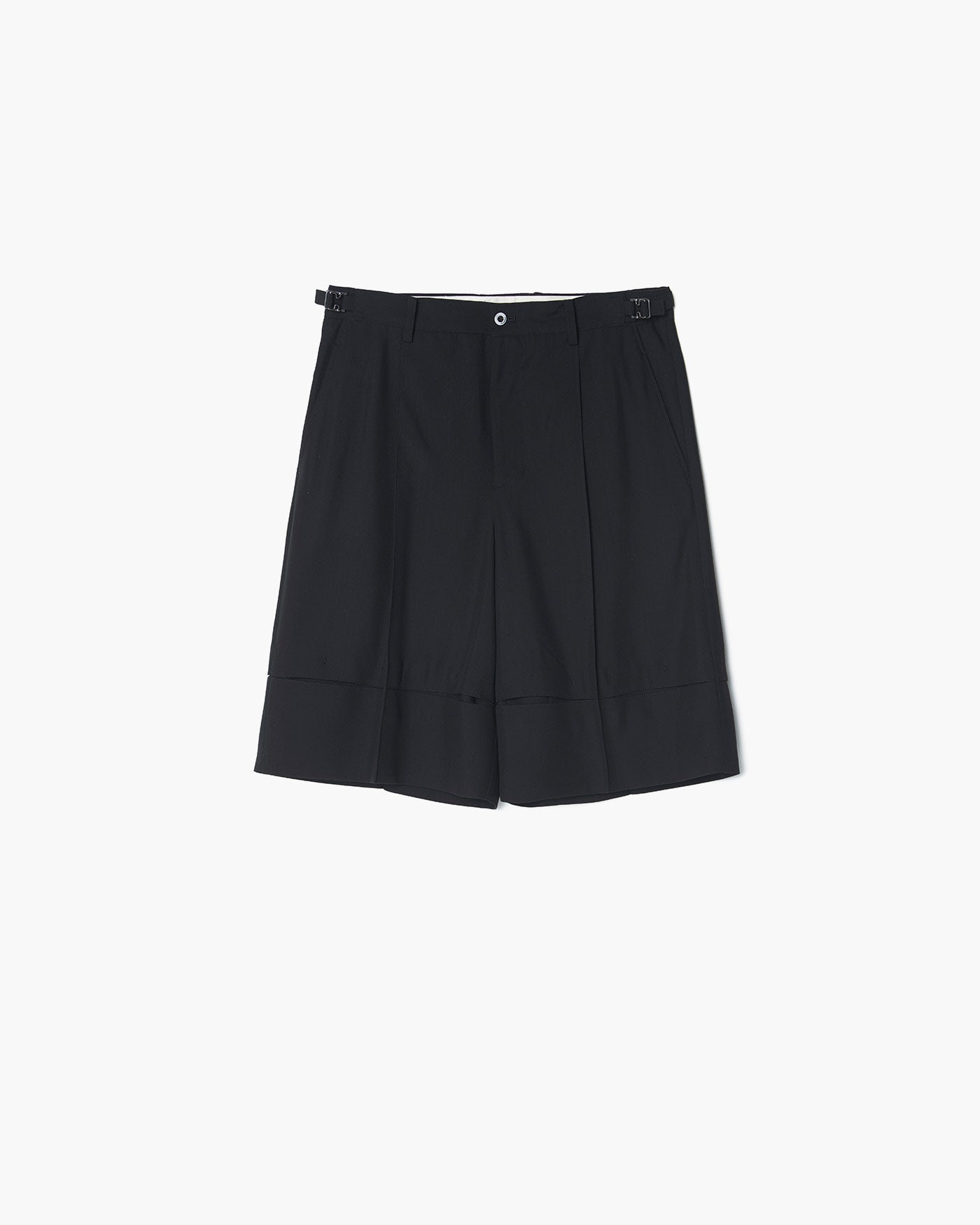 TWO TUCKS WIDE SHORTS – IRENISA