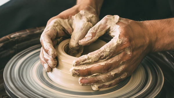 Man handcrafting Shigaraki Pottery