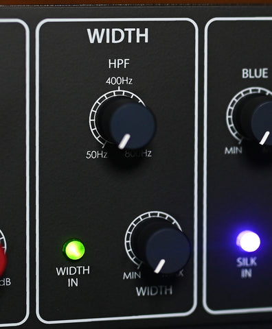 Rupert Neve Designs MBT Master Bus Transformer Width Close Up