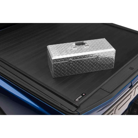 retrax ix ford retractable cover close view with cargo box on top
