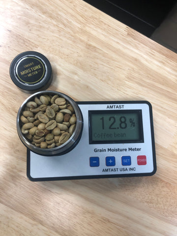 Moisture content reader of green beans