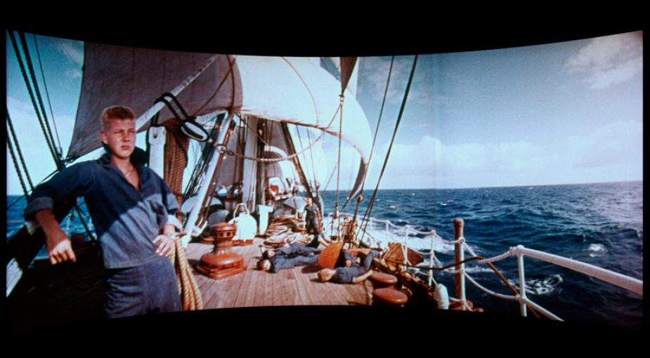 Fotograma del documental de 1958 «Windjammer: the voyage of the Christian Radich»