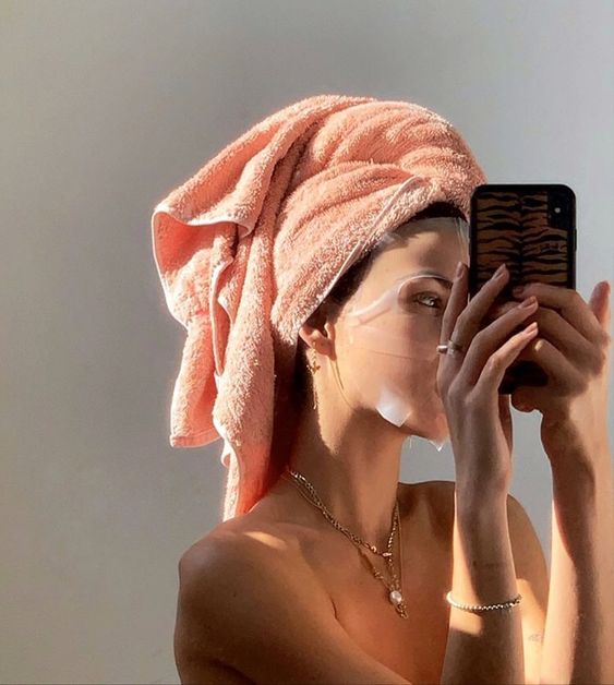 Understanding Your Skin’s pH: Why You Shouldn’t Follow the Same Skincare Routine Every Day
