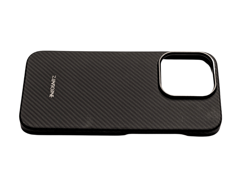 super thin iphone 15 Pro Case shows the 600d aramid fiber 
