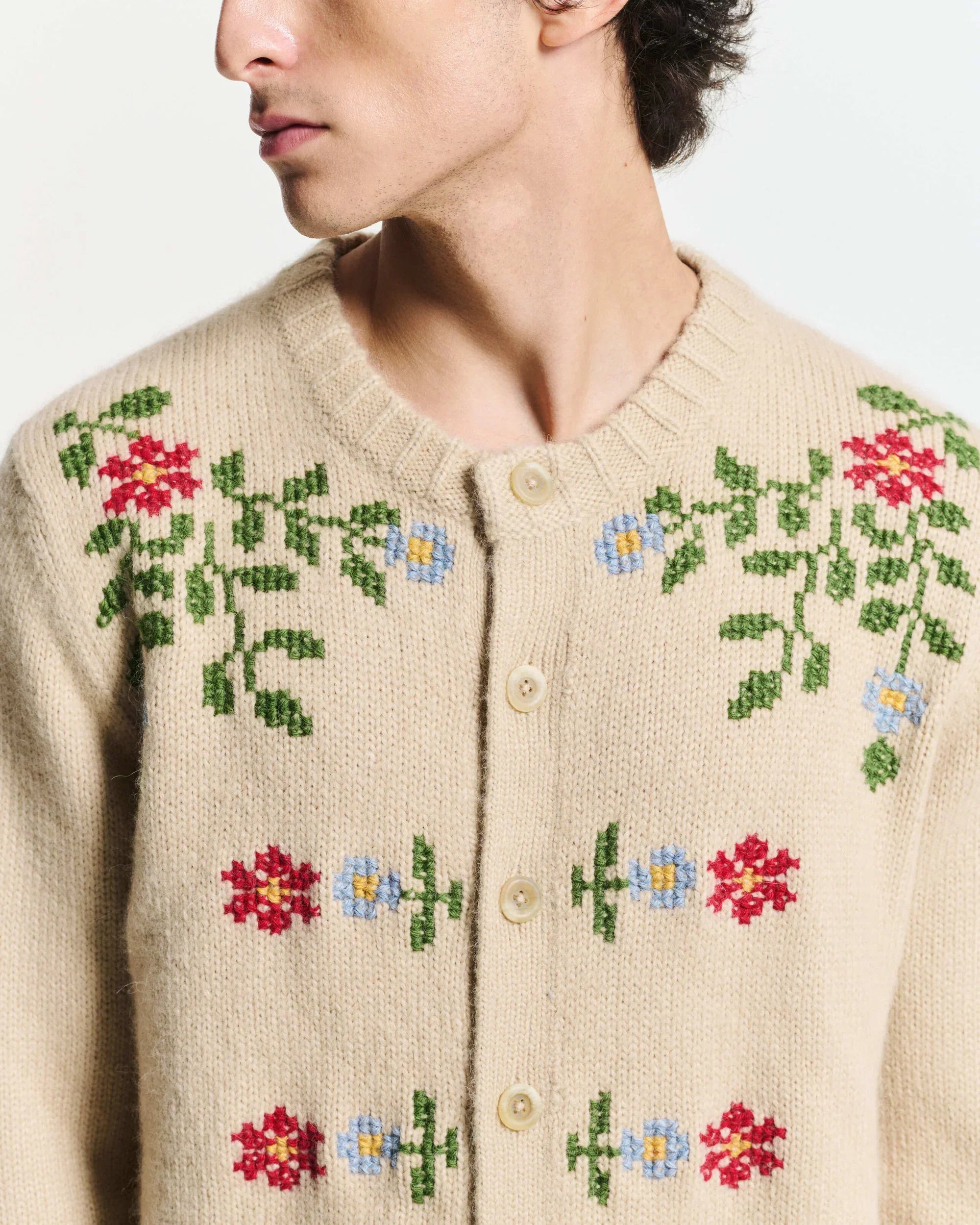 冬の主役ニット - BAZISZT(バジスト)