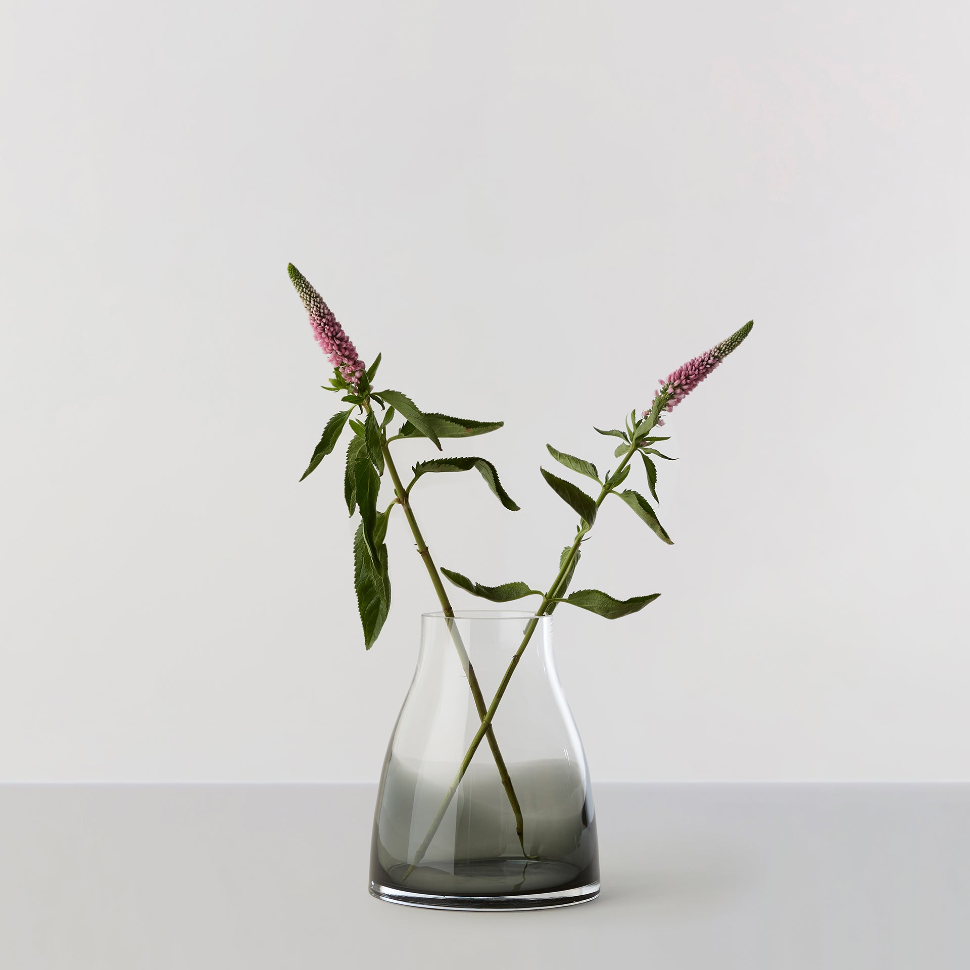 Billede af Flower Vase no. 2 - Smoked grey