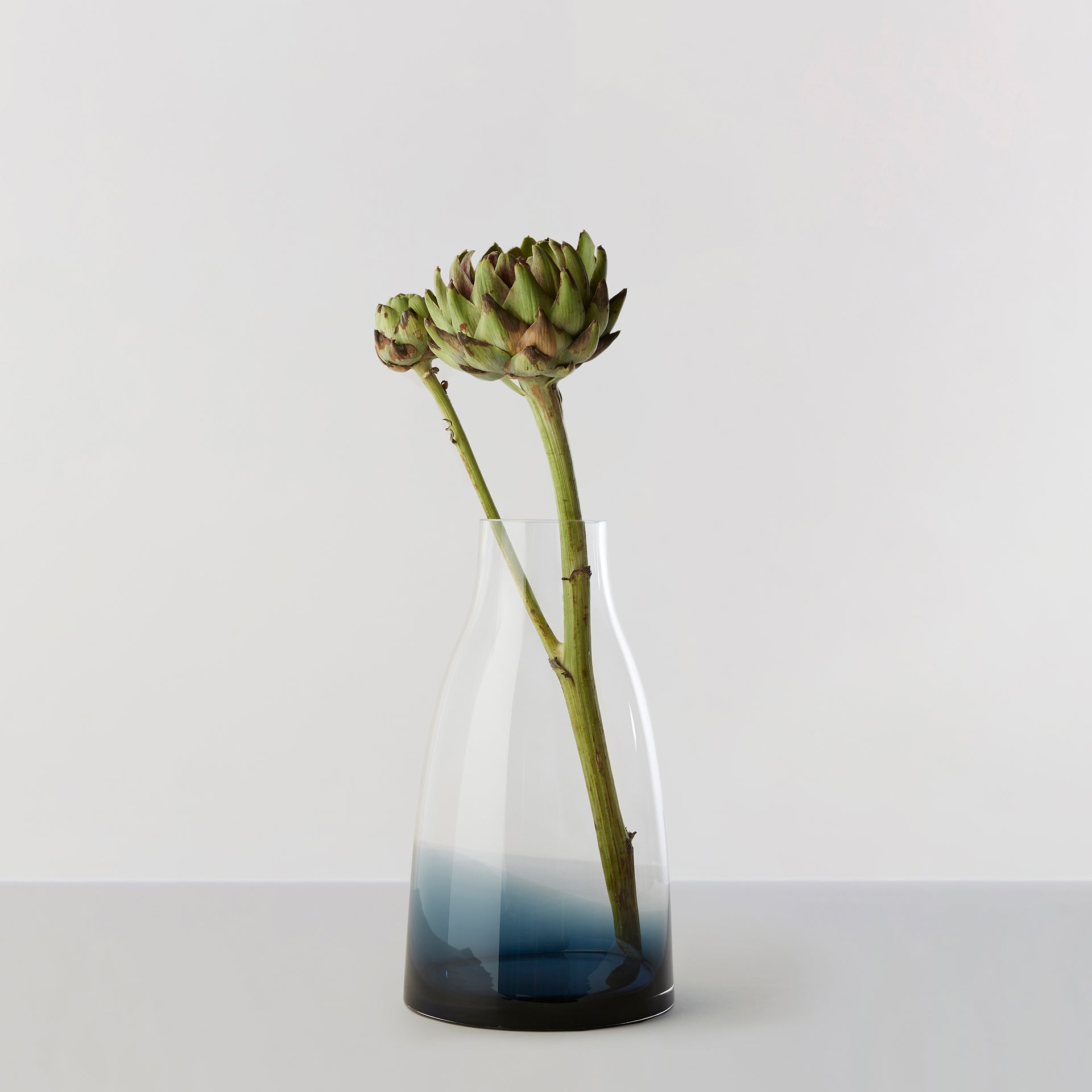 Billede af Flower Vase no. 3 - Indigo blue