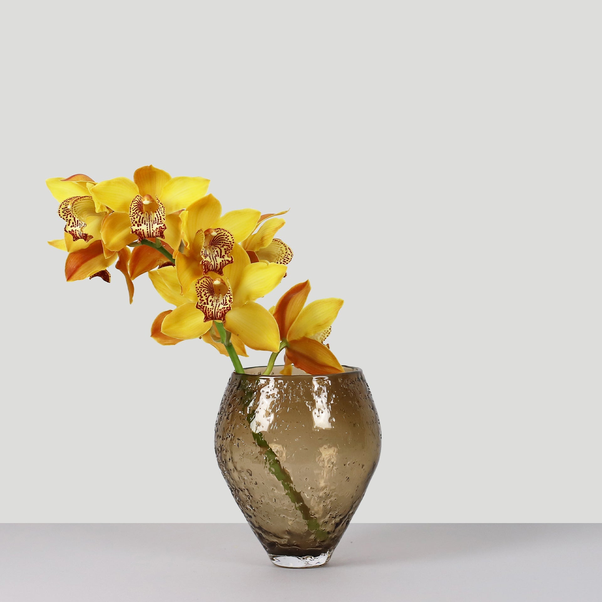 Billede af Crushed Glass Vase, Medium - Sepia brown