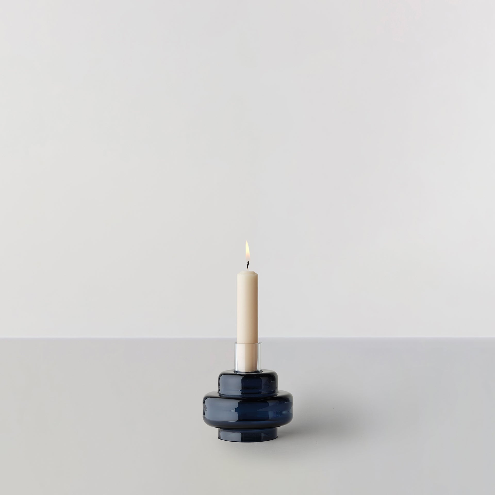 Billede af Glass Candlestick no. 54 - Indigo blue