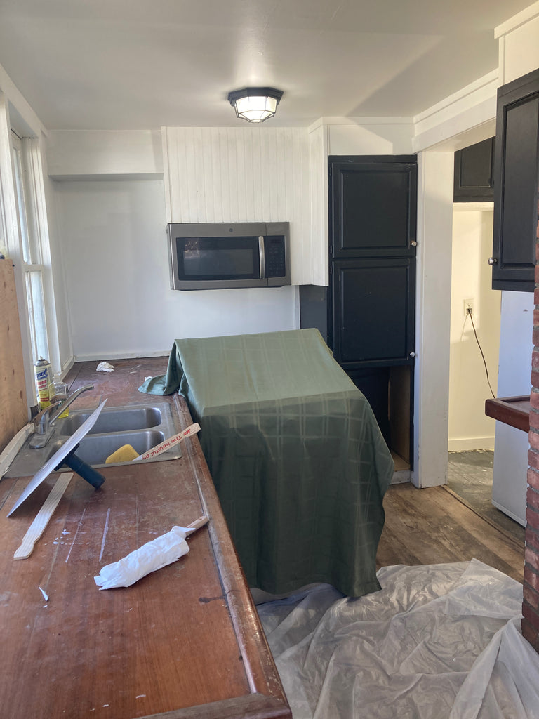 The kitchen before for the Quittner apartment, apartment makeover, hudson valley new york