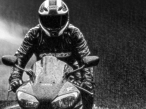 6 Tips For Riding Your Motorcycle In The Rain - KingsMotorcycleFairings.com