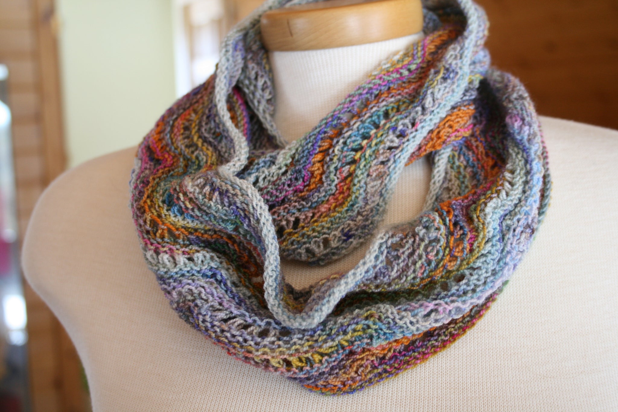 Feather & Fan Cowl PDF – Koigu Shop