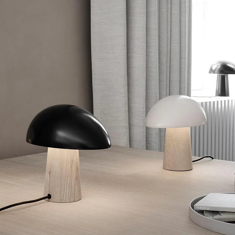 Scandinavische Minimalistische Tafellamp met LED-verlichting - Hout en Metaal, Ideaal voor Woonkamer of Slaapkamer-3