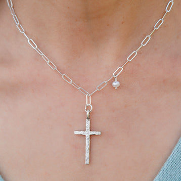 Hammered Cross Charm in Gold – Lizzy James