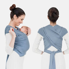 modella con neonato che indossa la fascia bamboo wrap di Mhug