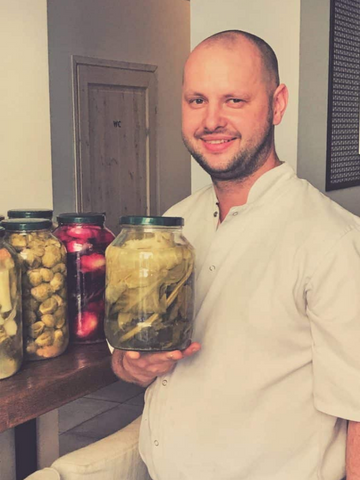 Arkadiusz Dziakowski – chef and the founder of Zdrowy Ferment.