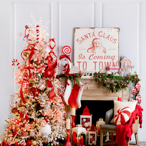 gingerbread-candycane-theme-christmas-moderndisplay-2_4ab7651e-2433-42bf-b190-bfdf017f600f