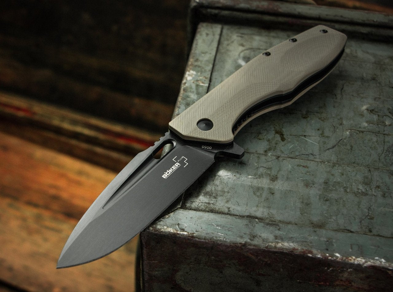 Boker - Plus Caracal Folder Tactical Pocket Knife - 01BO759