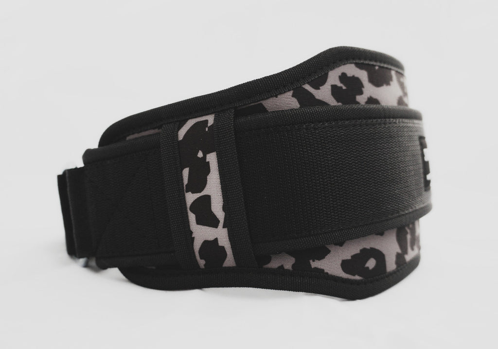 leopard-women-s-weightlifting-belt