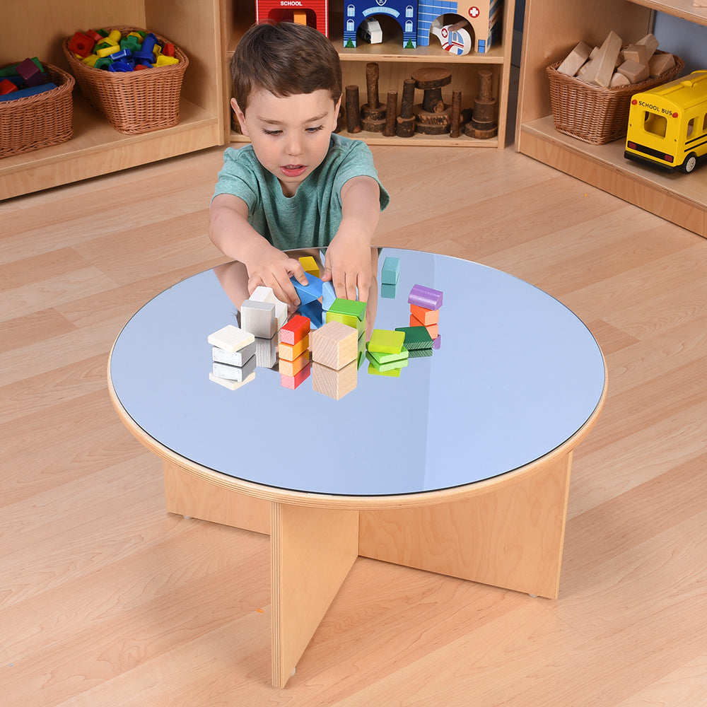  Constructive Playthings Mesa de luz LED para niños con  superficie iluminada y estante de almacenamiento : Hogar y Cocina