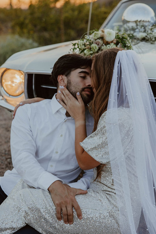 Scattered Glitter Pearl Veil