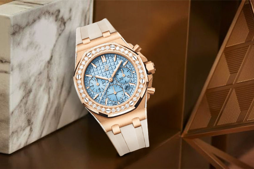 Royal Oak Offshore ‘Rose Gold Version with Light Blue Dial’