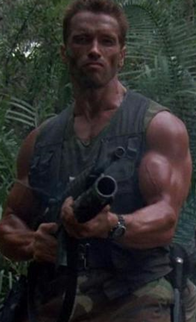 Arnold Schwarzenegger wearing Seiko SNJ025P1 watch in Predator