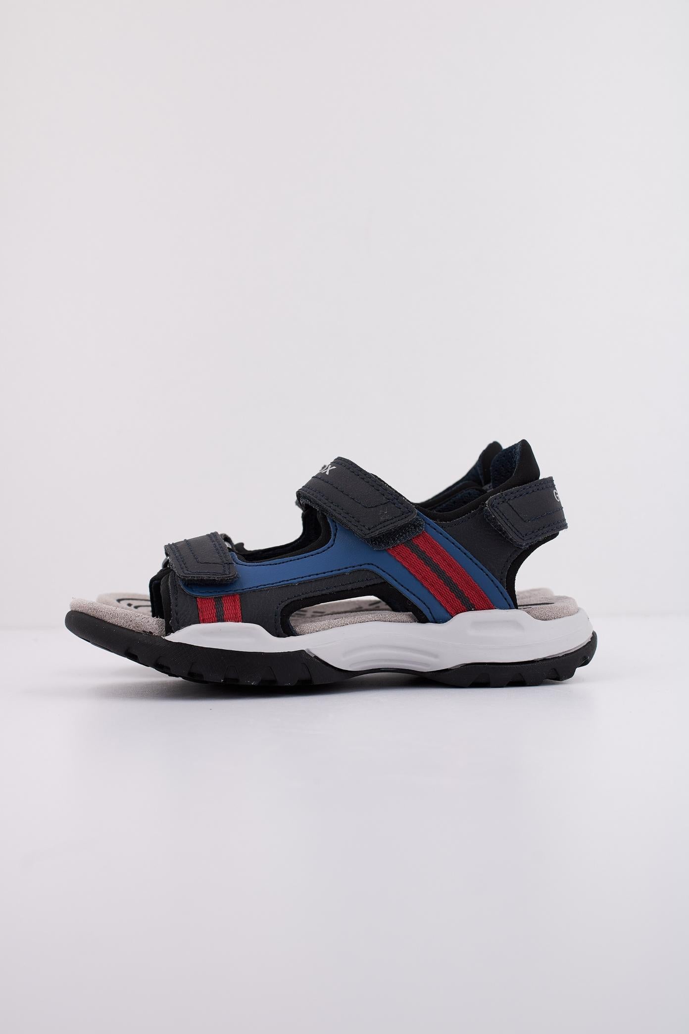 GEOX J BOREALIS BOY en color AZUL  (1)