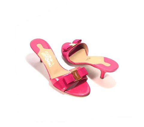 SALVATORE FERRAGAMO PINK VARA BOW KITTEN HEELS