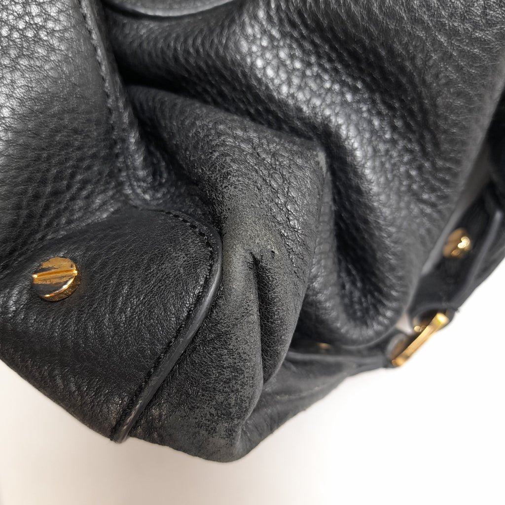 Tory Burch Black Pebbled Leather 'Amanda' Slouchy Satchel | Pre Loved |  Secret Stash