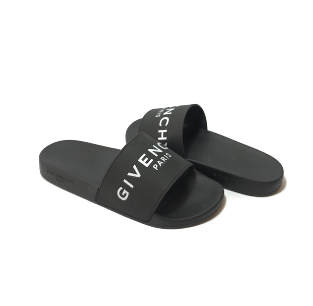Givenchy Black Logo Rubber Slides | Gently Used | | Secret Stash