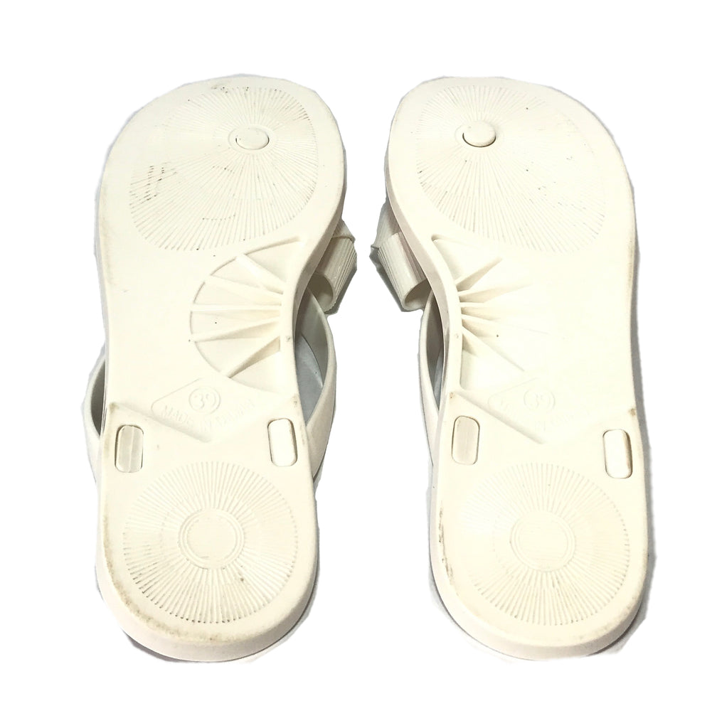 ted baker suszie white flip flops