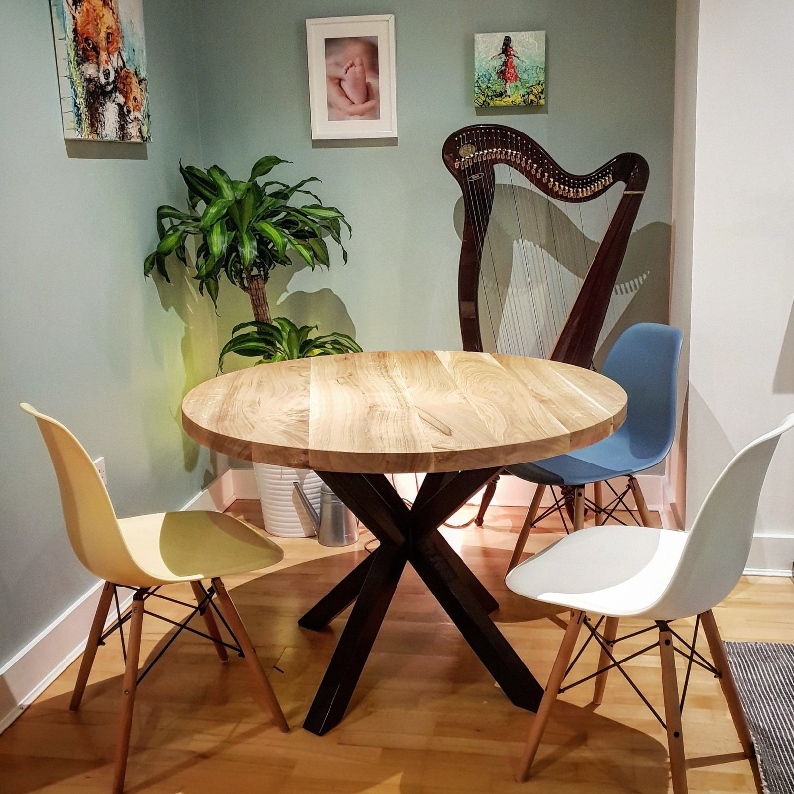 Solid Oak Round Dining Table By Strachel Af Star Frame S
