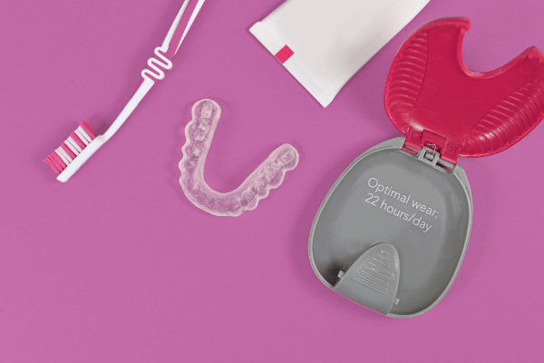 Clear aligners and oral hygiene 