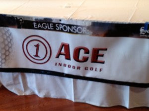 Ace indoor golf table