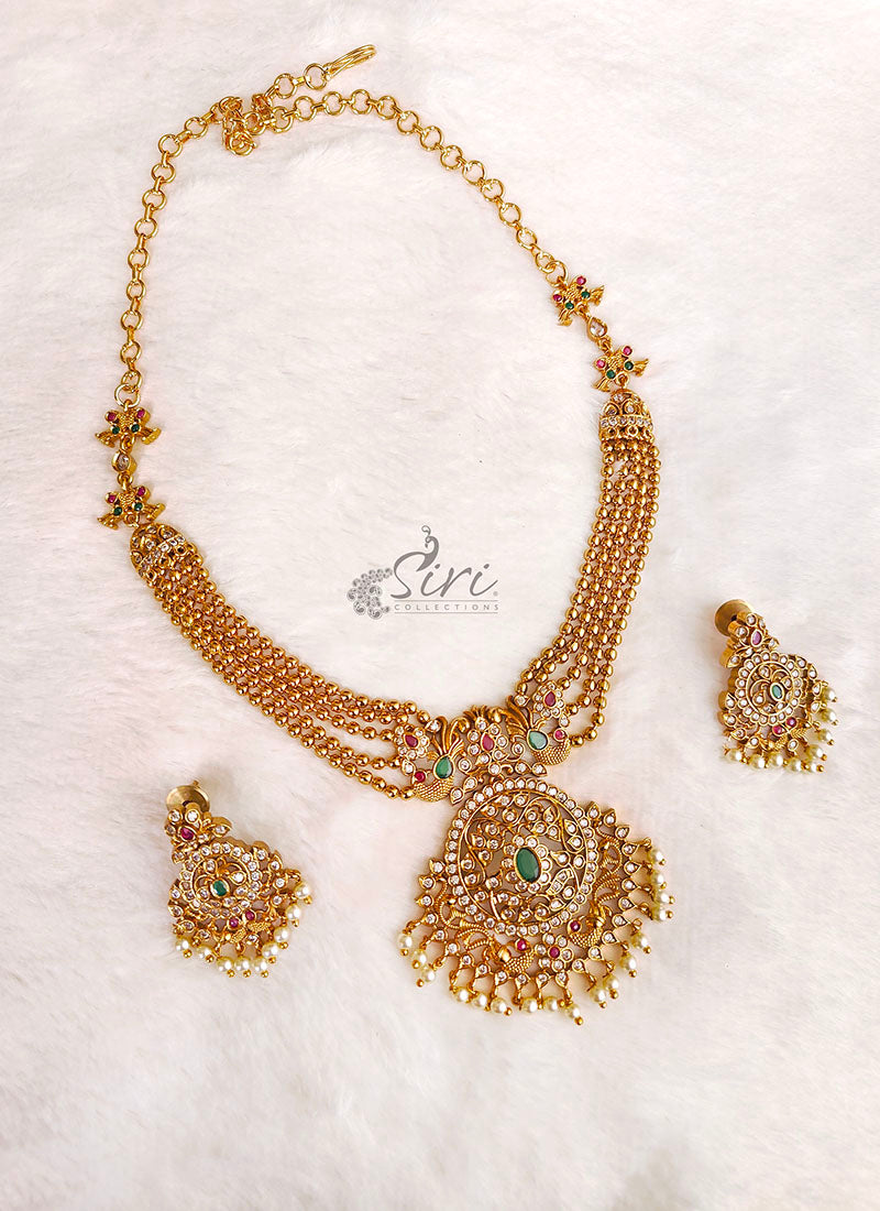 Beautiful Necklace Set in Antique Gold Finish – Siri Collections