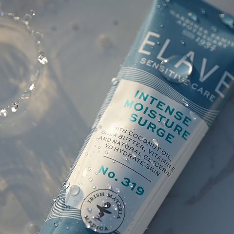 Elave Intense Moisture Surge No.319 contains a unique combination of Fractionated Coconut Oil with Shea Butter which is naturally rich in Vitamin E and natural Glycerin to both repair and surge moisture into the skin. This combination of active hydration and repair leaves even dry sensitive skin rejuvenated and soft